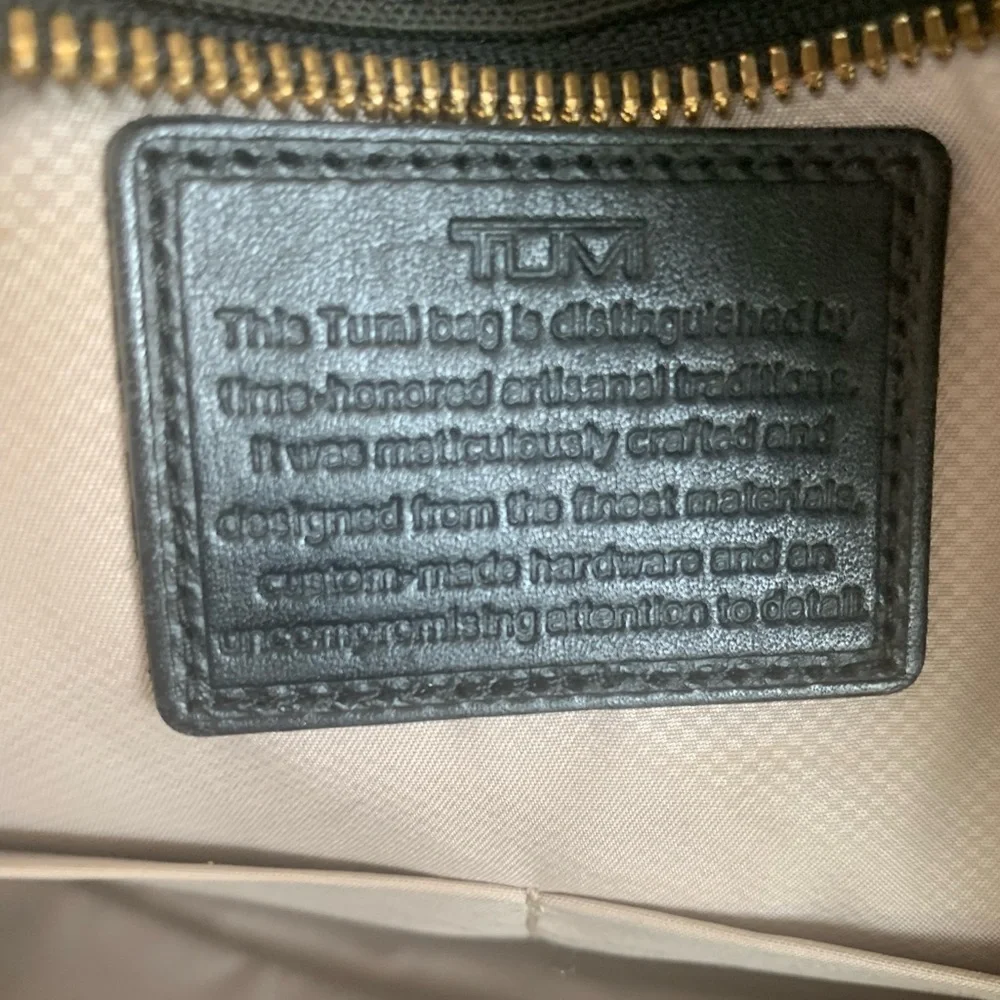 TUMI LARKIN 2-Way Business Briefcase Nylon and Leather Black